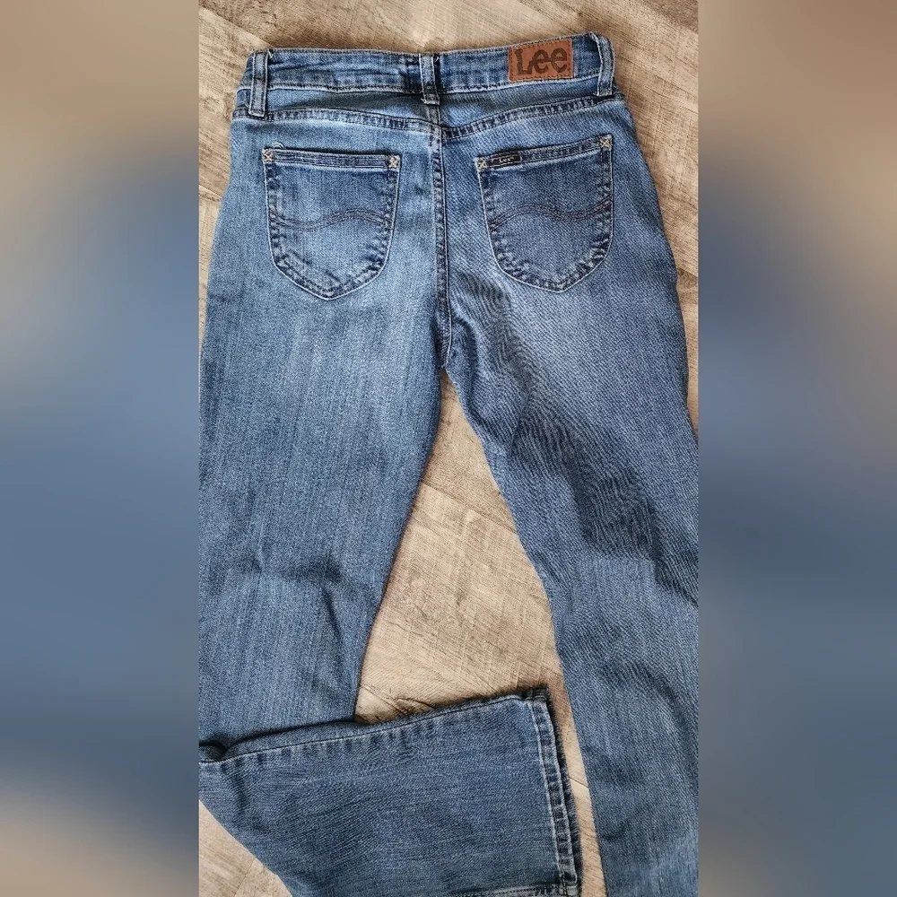Lee Women's Straight Leg Jeans in Blue